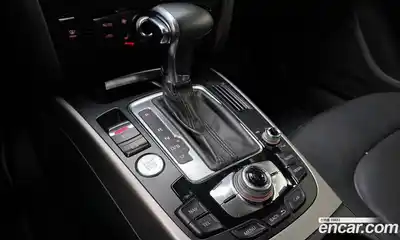 Audi A4 2012 2.0 гидро в Москве № 1007985, миниатюра 9