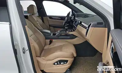Porsche Cayenne 2019 3.0 гидро в Москве № 1011633, миниатюра 11