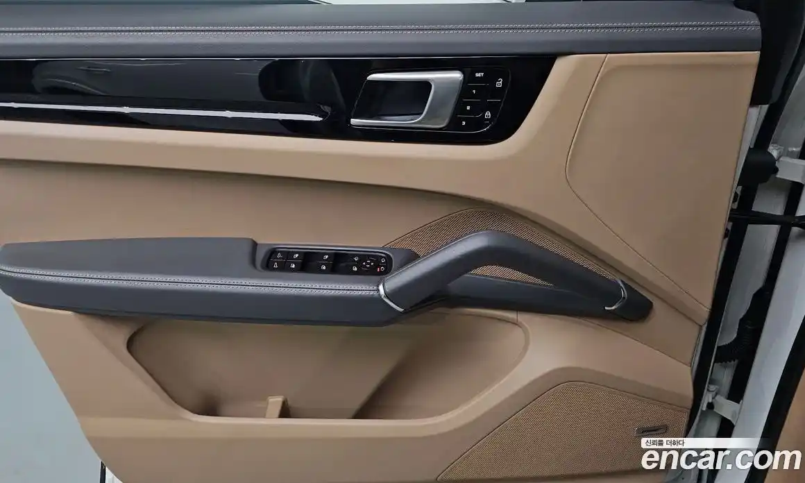 Porsche Cayenne 2019 3.0 гидро в Москве № 1011633, фото 17