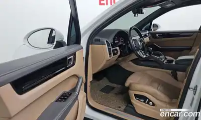 Porsche Cayenne 2019 3.0 гидро в Москве № 1011633, миниатюра 10