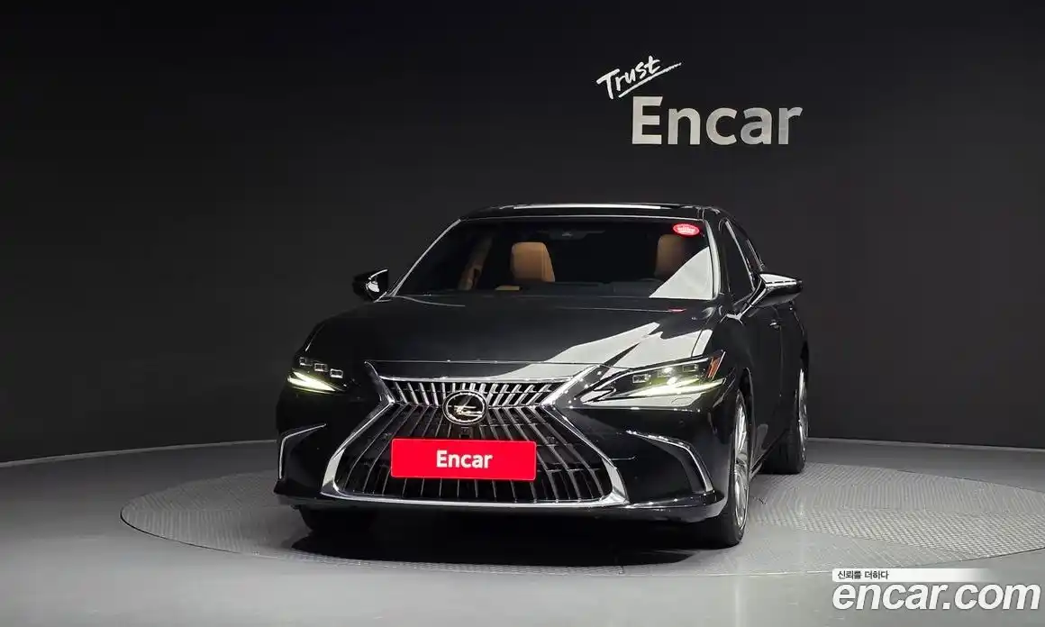 Lexus ES 2024 2.5 гидро в Москве № 1014428, фото 3