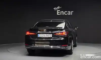 Lexus ES 2024 2.5 гидро в Москве № 1014428, миниатюра 4