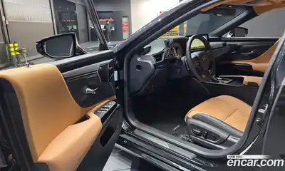 Lexus ES 2024 2.5 гидро в Москве № 1014428, миниатюра 10