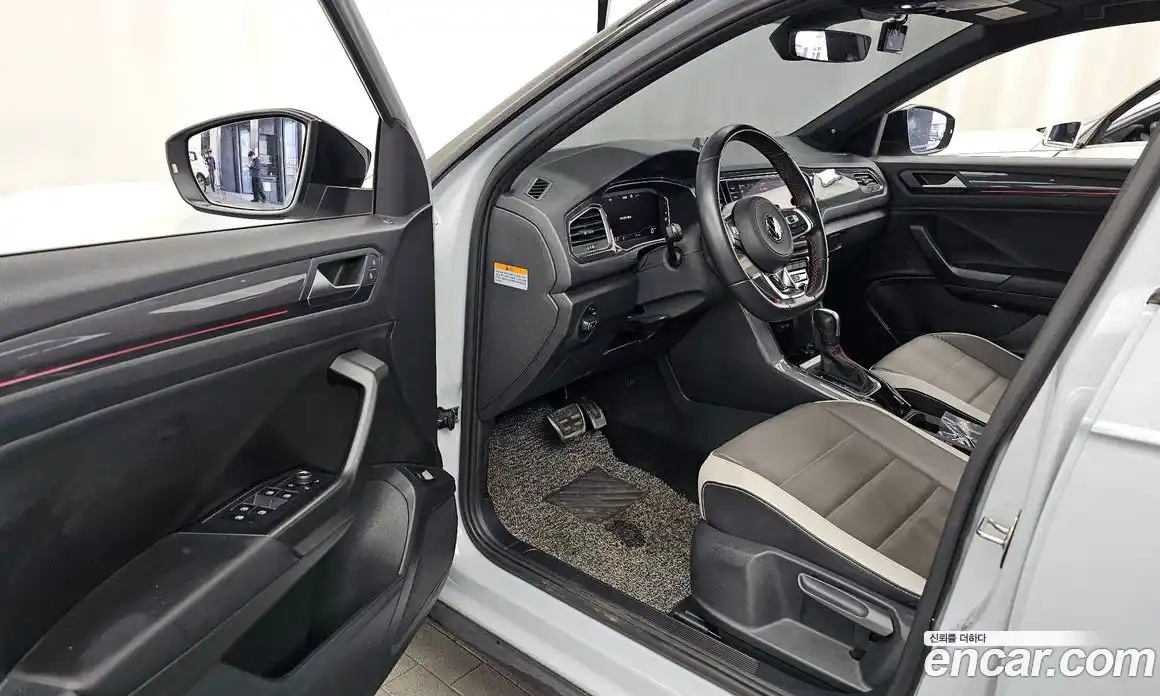 Volkswagen T-Roc 2022 2.0 гидро в Москве № 1014565, фото 10