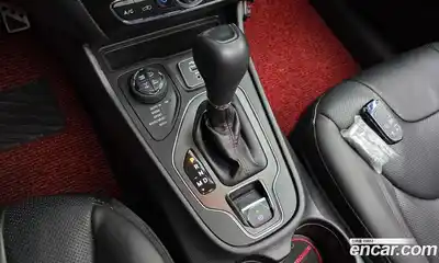 Jeep Cherokee 2020 3.2 гидро в Москве № 1014885, миниатюра 9