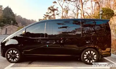 Hyundai Staria 2025 1.6 Автомат в Москве № 1065184, миниатюра 3