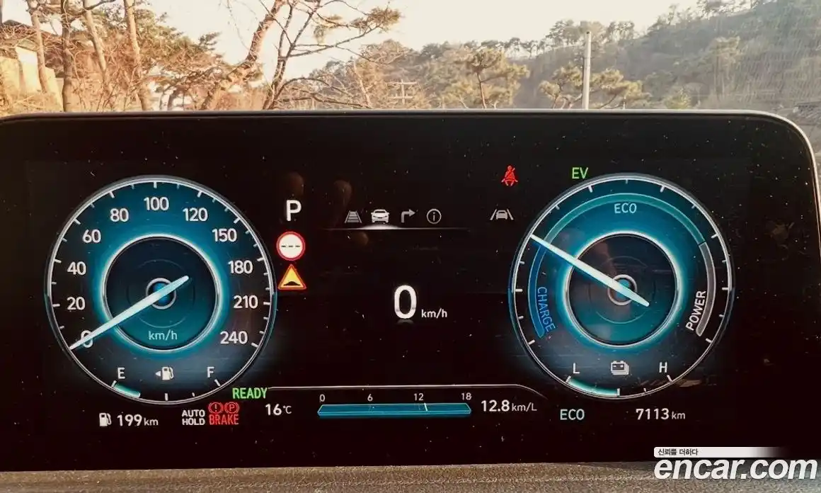 Hyundai Staria 2025 1.6 Автомат в Москве № 1065184, фото 5