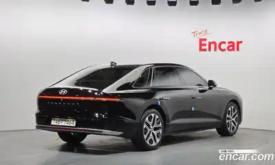 Hyundai Grandeur 2023 2.5 Автомат в Москве № 1065617, миниатюра 2