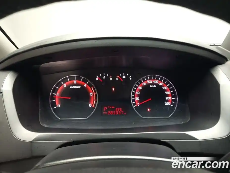 SsangYong Korando 2012 2.0 Автомат в Москве № 1067897, фото 7