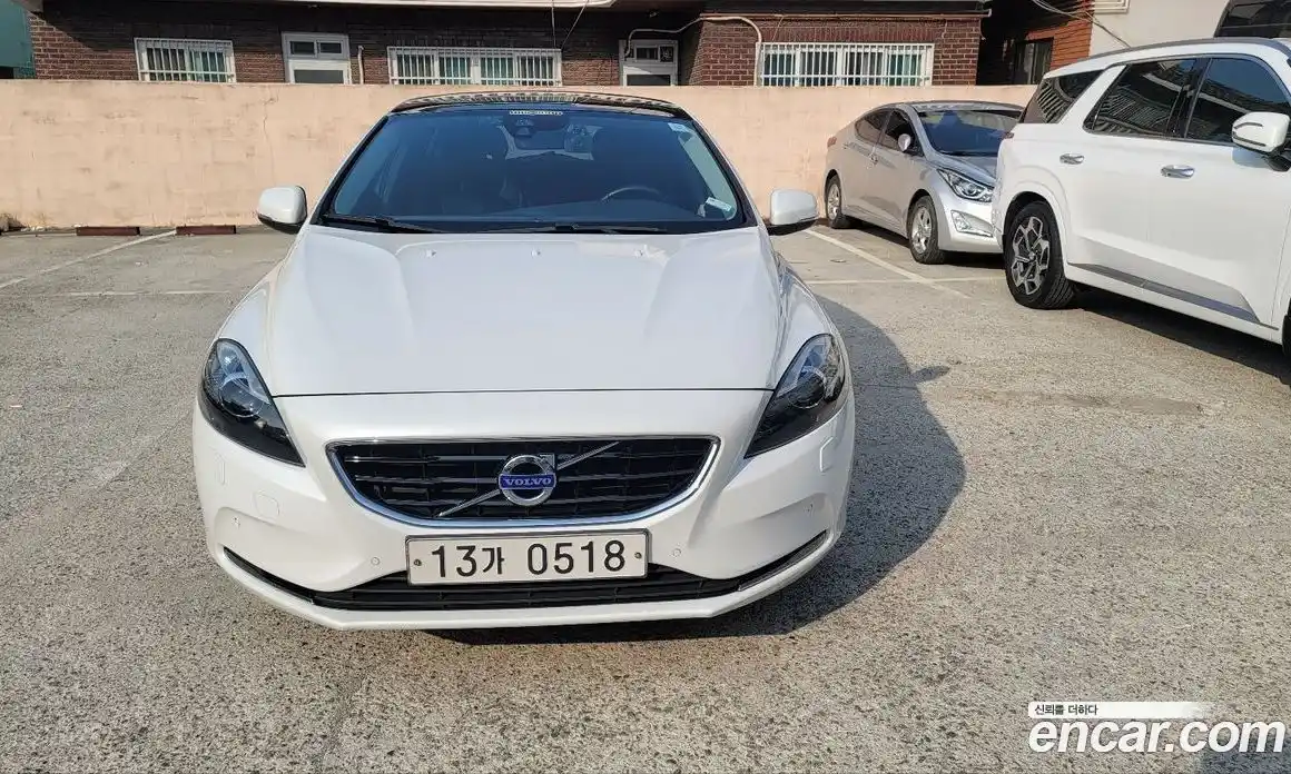 Volvo V40 2016 2.0 гидро в Москве № 1070602, фото 3
