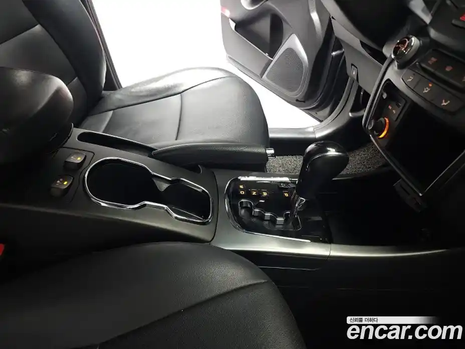 SsangYong Korando 2018 2.2 Автомат в Москве № 1080843, фото 17