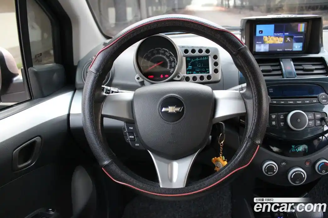 Chevrolet Spark 2011 1.0 Автомат в Москве № 1081772, фото 12