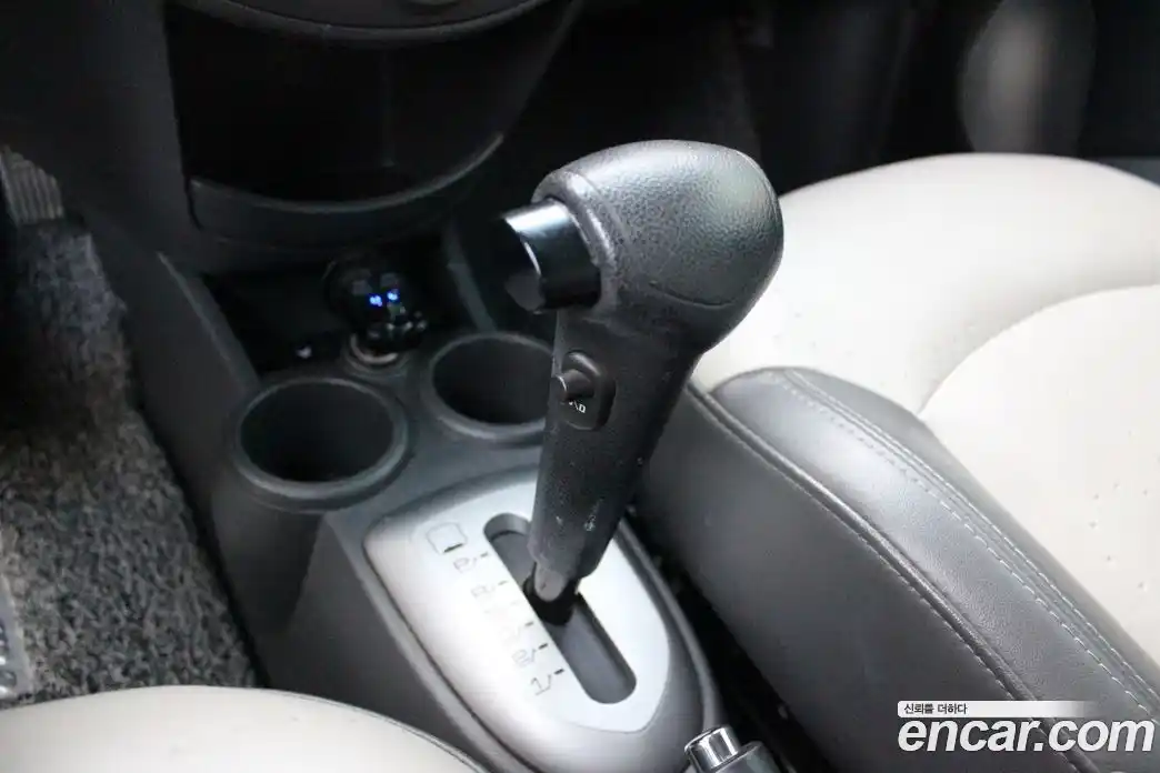 Chevrolet Spark 2011 1.0 Автомат в Москве № 1081772, фото 10