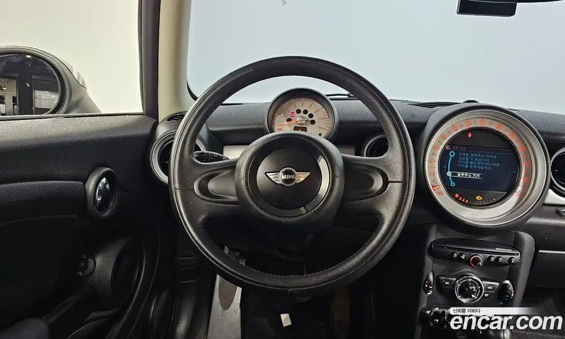Mini Cooper 2013 1.6 гидро в Москве № 135247, фото 13