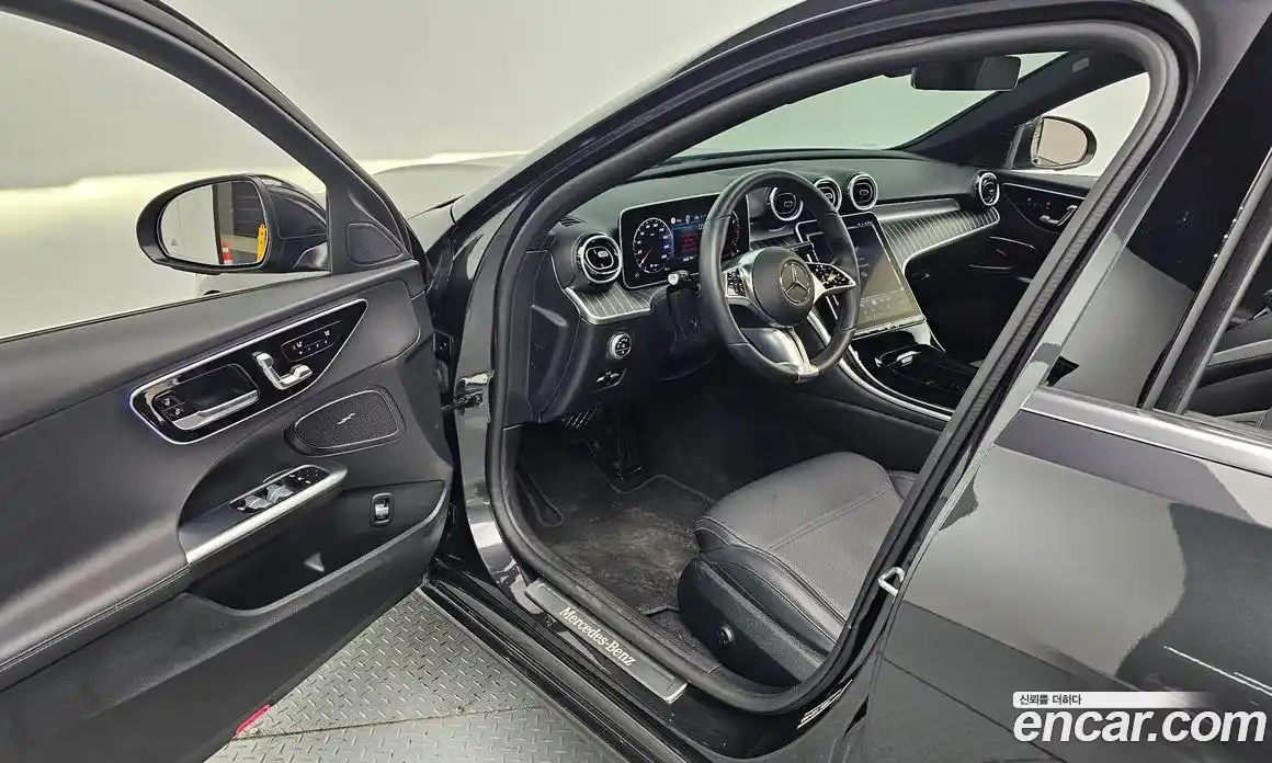 Mercedes-Benz C-Class 2024 2.0 гидро в Москве № 137769, фото 11