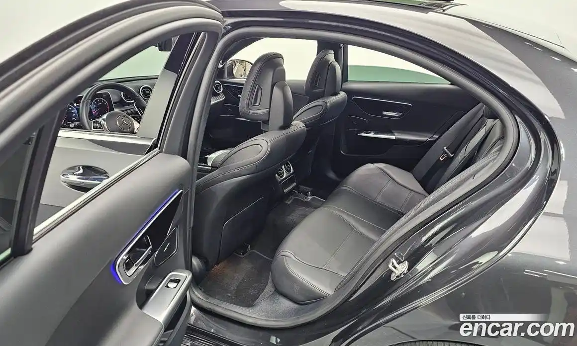 Mercedes-Benz C-Class 2024 2.0 гидро в Москве № 137769, фото 12