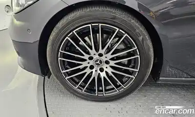 Mercedes-Benz C-Class 2024 2.0 гидро в Москве № 137769, миниатюра 5