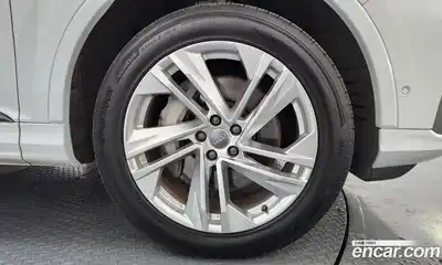 Audi Q7 2020 3.0 гидро в Москве № 162760, миниатюра 5