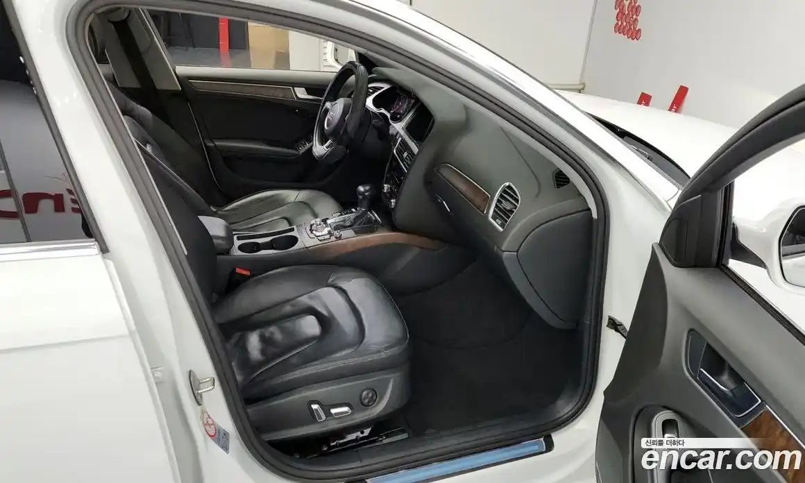 Audi A4 2015 2.0 гидро в Москве № 163572, фото 12