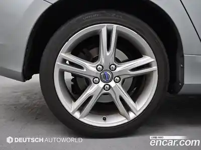 Volvo V60 2017 2.0 гидро в Москве № 164880, миниатюра 5