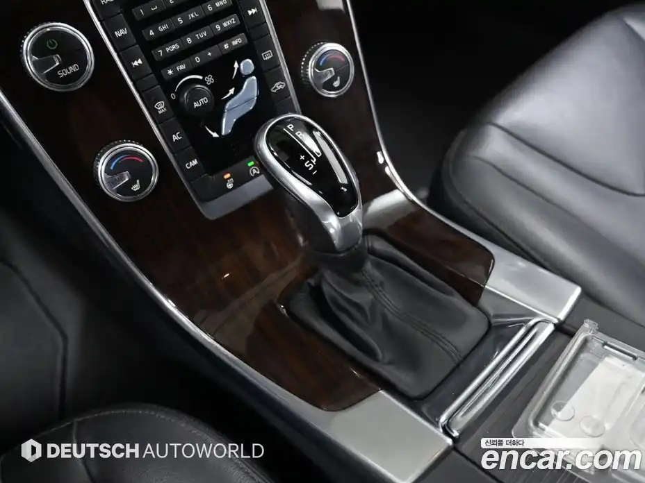 Volvo V60 2017 2.0 гидро в Москве № 164880, фото 9