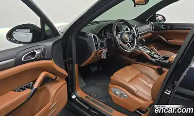 Porsche Cayenne 2017 3.6 гидро в Москве № 165537, миниатюра 11