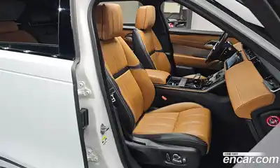 Land Rover Range-Rover Velar 2021 3.0 гидро в Москве № 166228, миниатюра 10