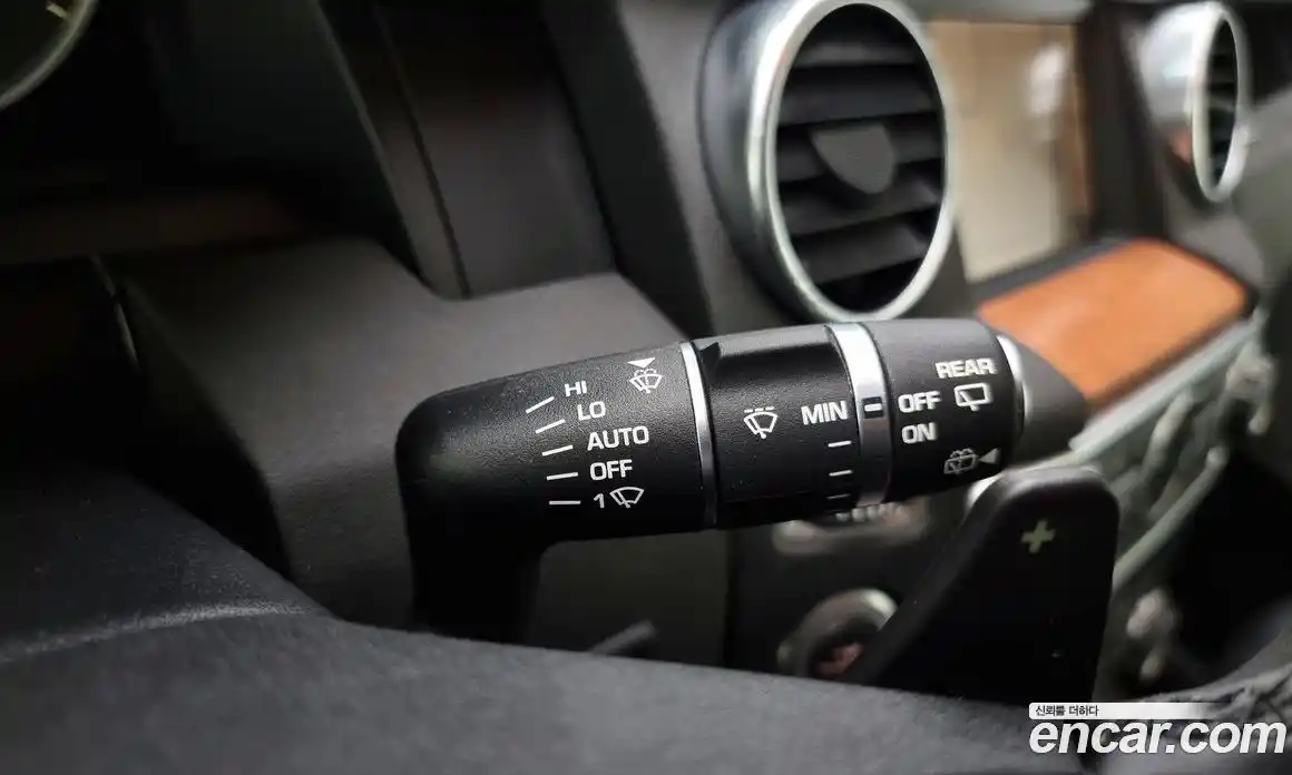 Land Rover Discovery 2015 3.0 гидро в Москве № 166360, фото 19