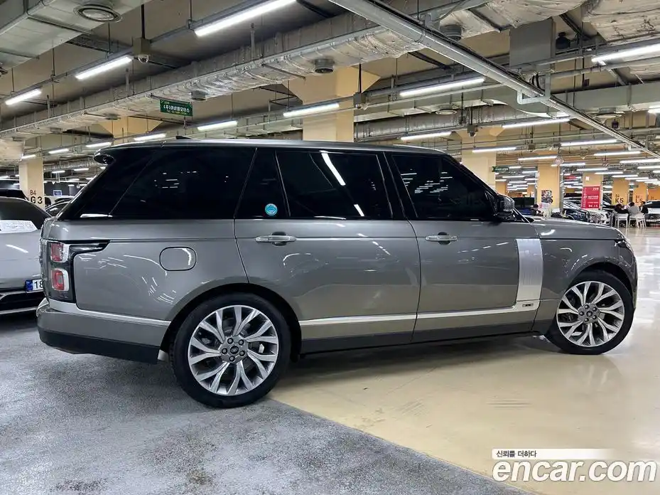 Land Rover Range-Rover 2019 4.4 гидро в Москве № 166785, фото 4