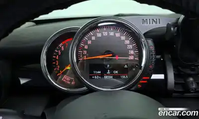 Mini Cooper 2015 1.5 гидро в Москве № 167270, миниатюра 8
