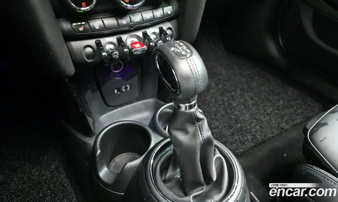 Mini Cooper 2015 1.5 гидро в Москве № 167270, фото 9