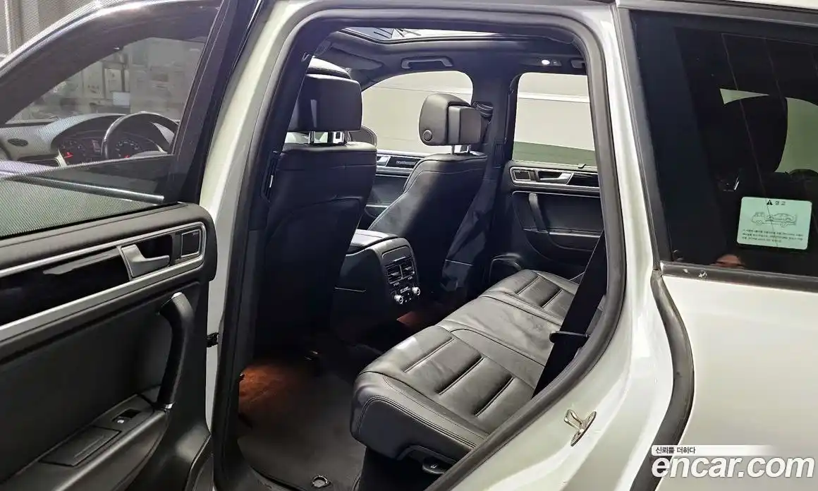 Volkswagen Touareg 2015 3.0 гидро в Москве № 168821, фото 11