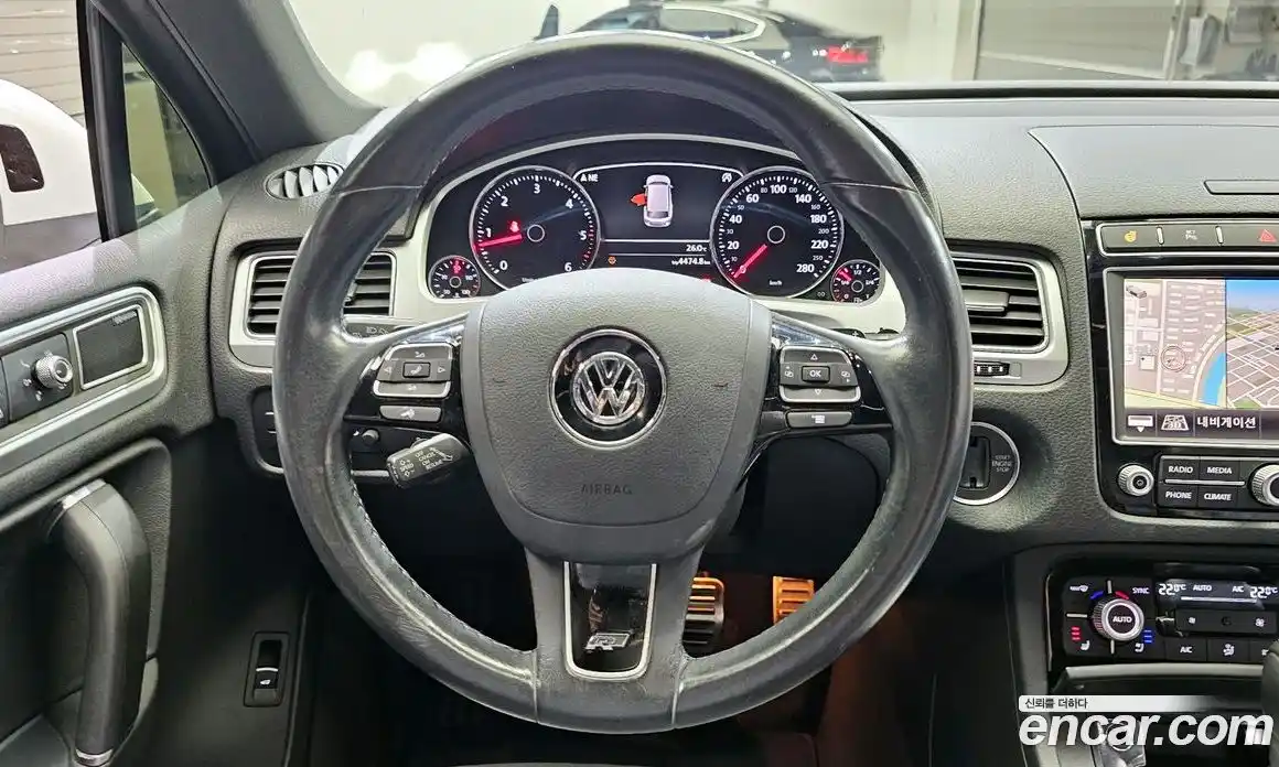 Volkswagen Touareg 2015 3.0 гидро в Москве № 168821, фото 13