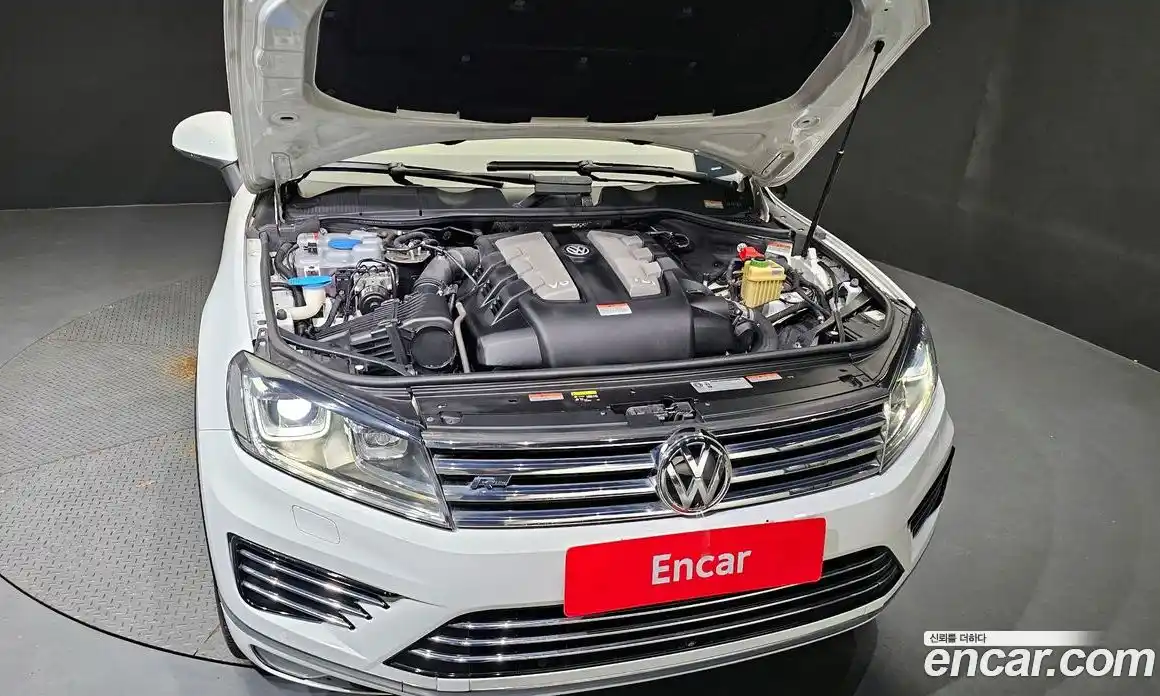 Volkswagen Touareg 2015 3.0 гидро в Москве № 168821, фото 6