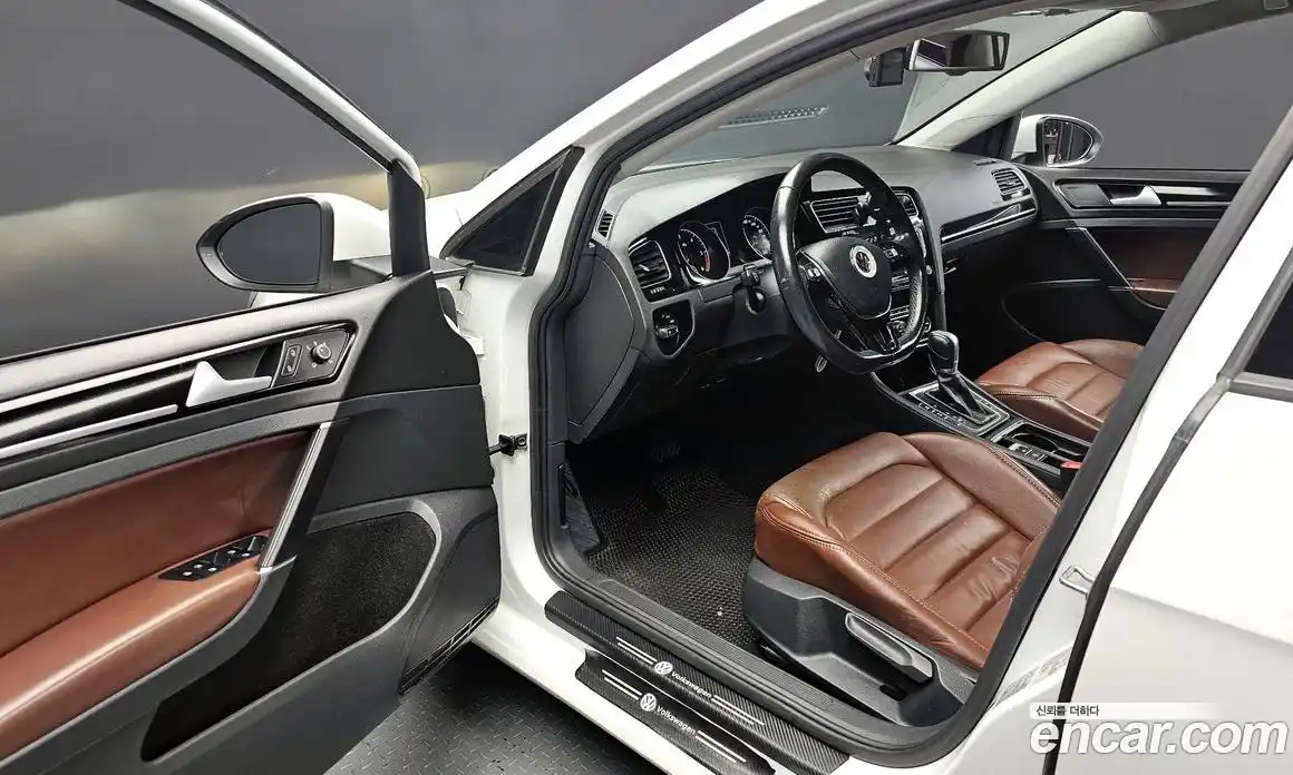 Volkswagen Golf 2015 2.0 гидро в Москве № 169024, фото 11