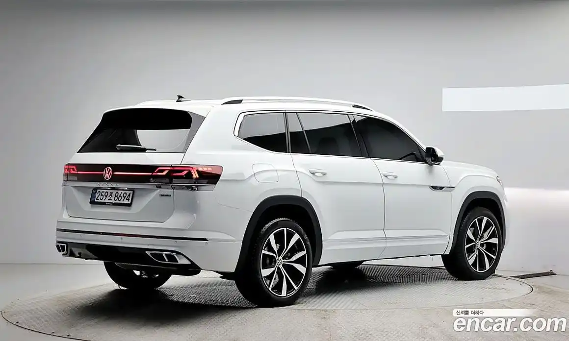 Volkswagen Atlas 2025 2.0 гидро в Москве № 169129, фото 4