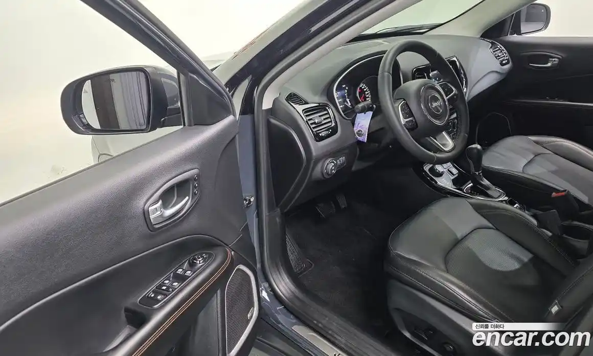 Jeep Compass 2018 2.4 гидро в Москве № 169609, фото 11