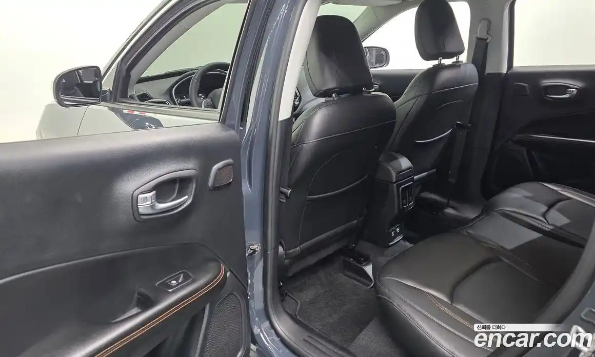 Jeep Compass 2018 2.4 гидро в Москве № 169609, фото 18
