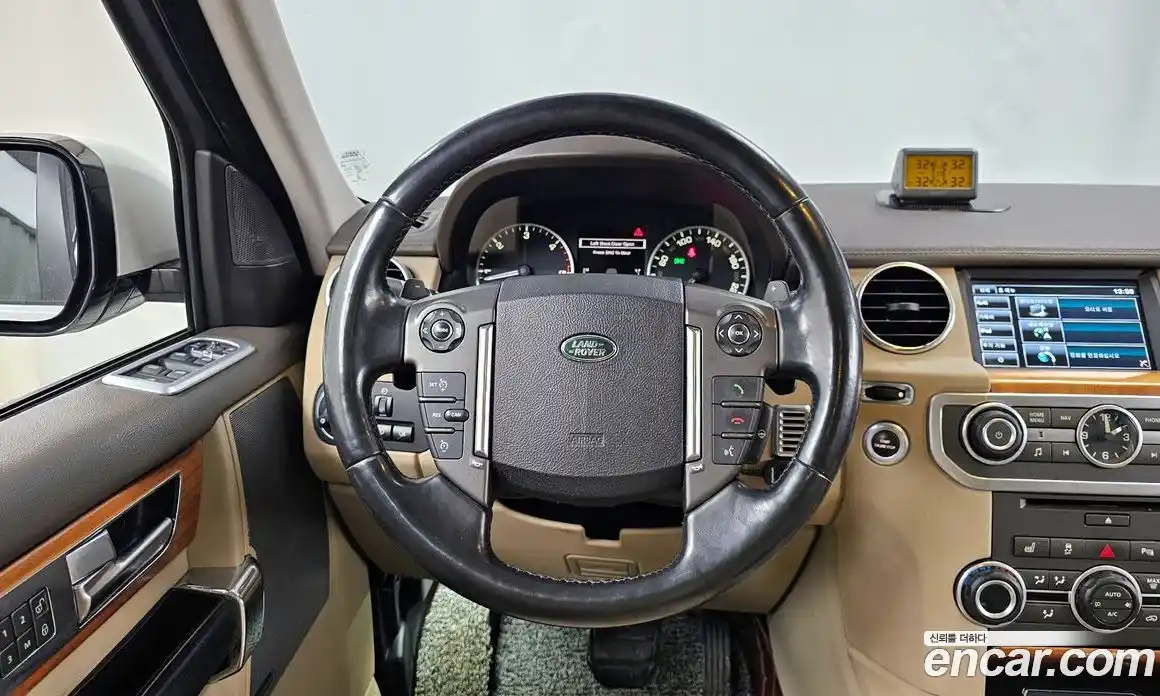 Land Rover Discovery 2014 3.0 гидро в Москве № 189050, фото 13