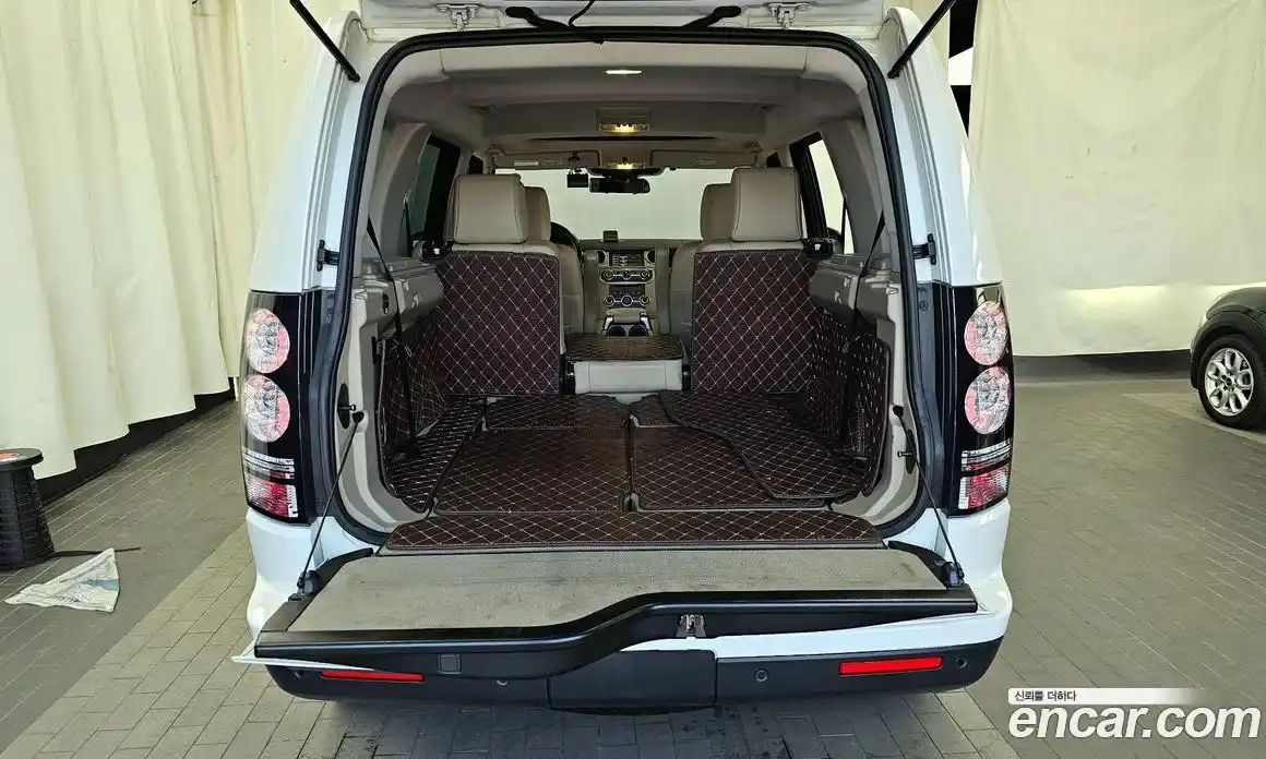 Land Rover Discovery 2014 3.0 гидро в Москве № 189050, фото 20