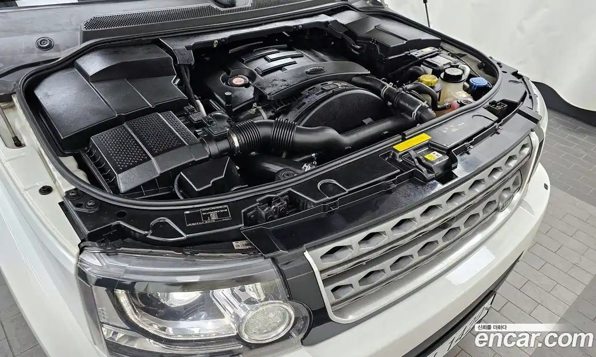 Land Rover Discovery 2014 3.0 гидро в Москве № 189050, фото 6