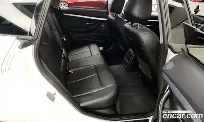 BMW 3-Series 2018 2.0 гидро в Москве № 192716, миниатюра 12