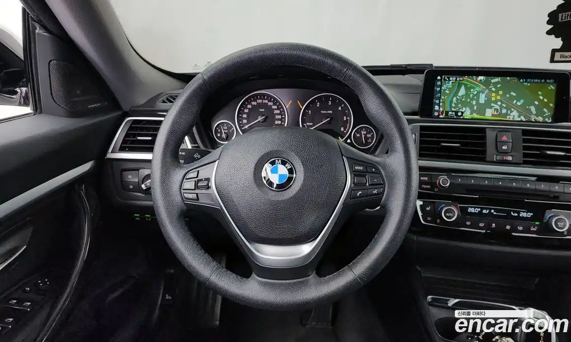 BMW 3-Series 2018 2.0 гидро в Москве № 192716, фото 13