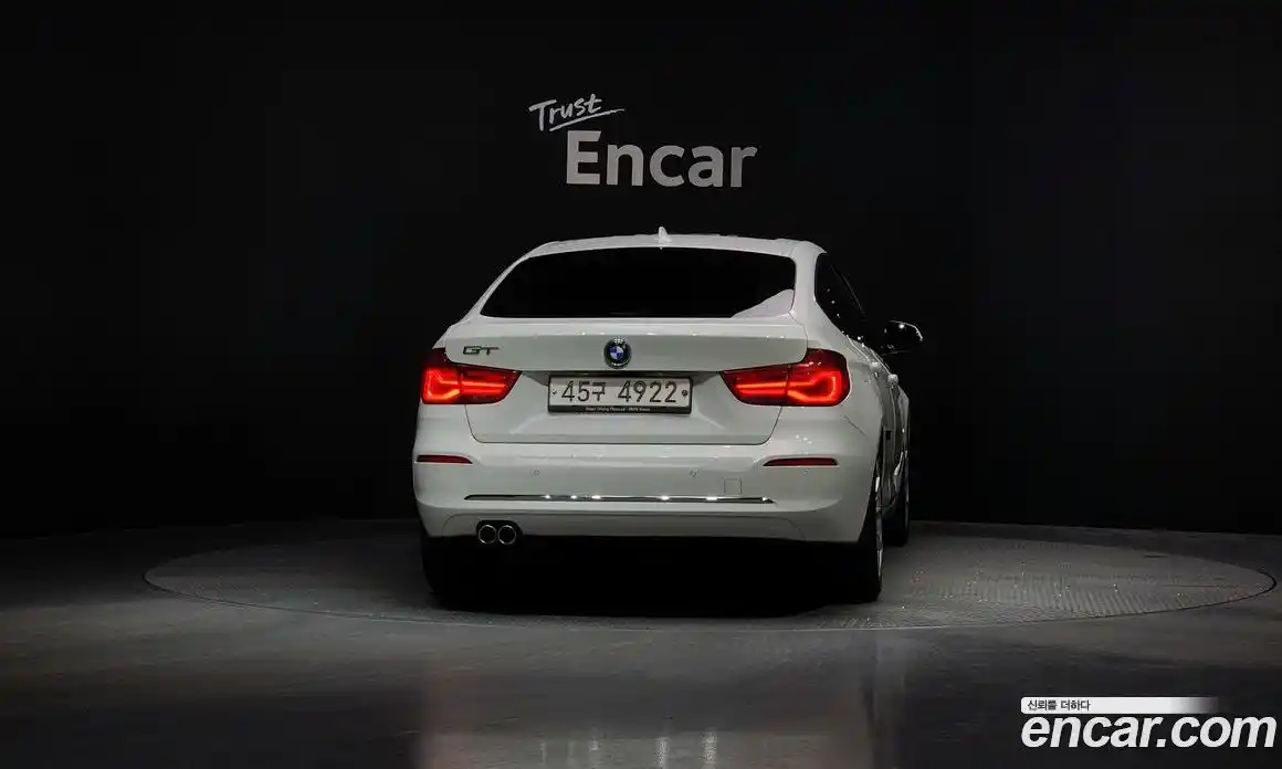 BMW 3-Series 2018 2.0 гидро в Москве № 192716, фото 4