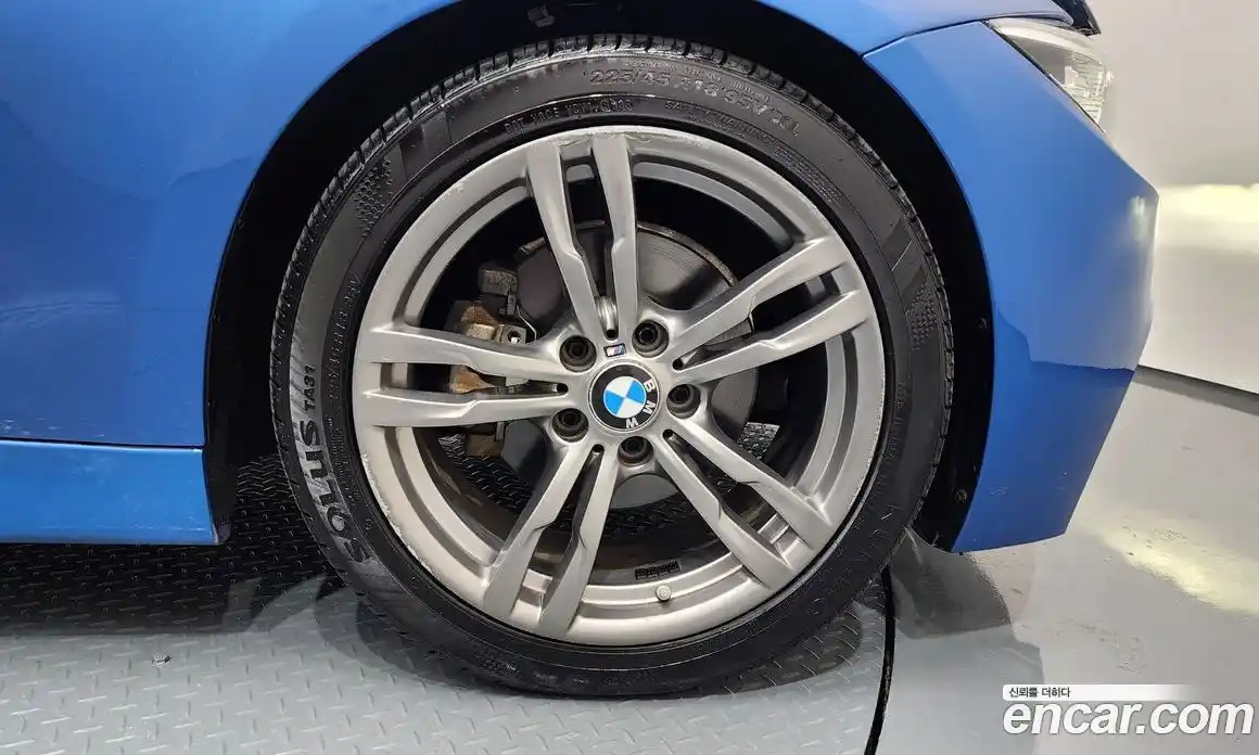 BMW 3-Series 2018 2.0 гидро в Москве № 193069, фото 5