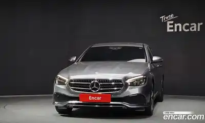 Mercedes-Benz E-Class 2021 2.0 гидро в Москве № 194268, миниатюра 3