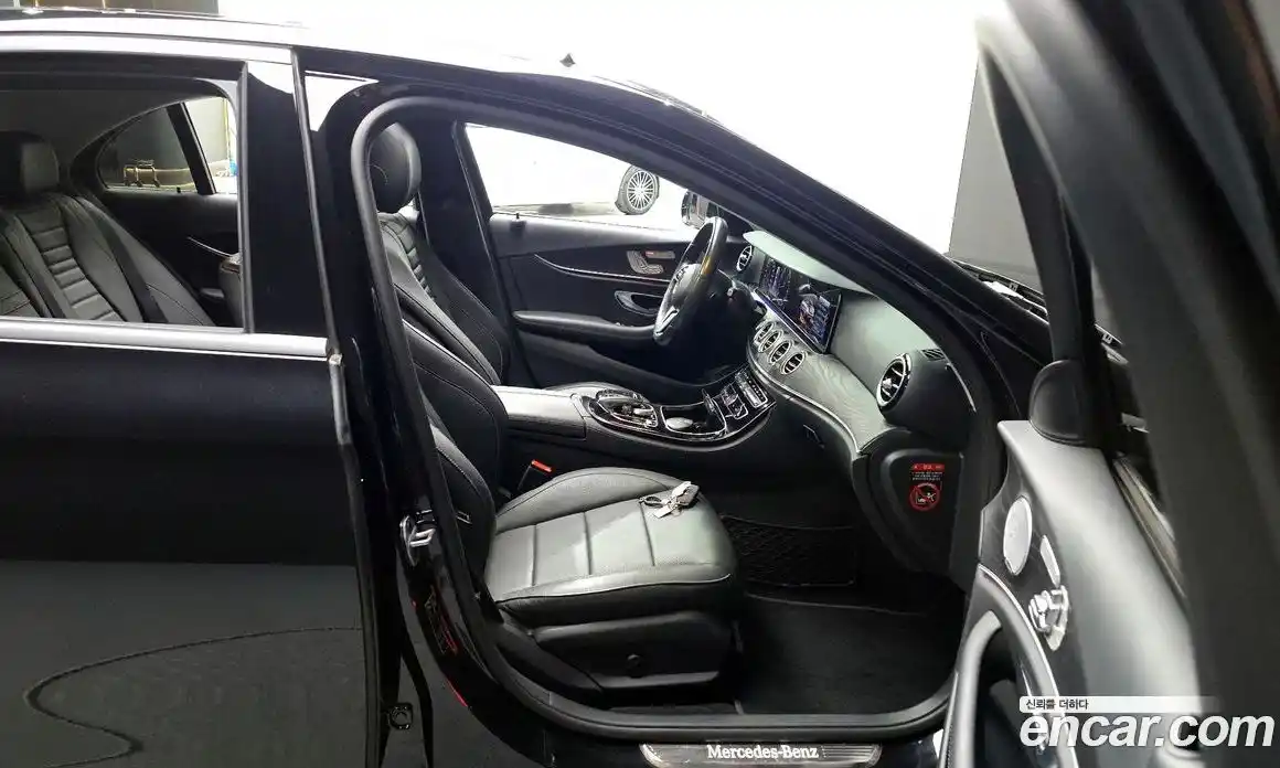 Mercedes-Benz E-Class 2018 2.0 гидро, фото 11