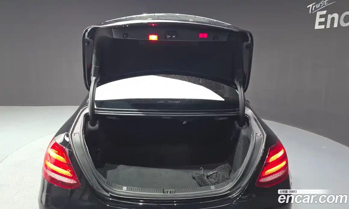 Mercedes-Benz E-Class 2018 2.0 гидро, фото 20