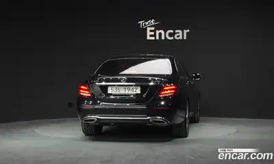 Mercedes-Benz E-Class 2018 2.0 гидро, миниатюра 4