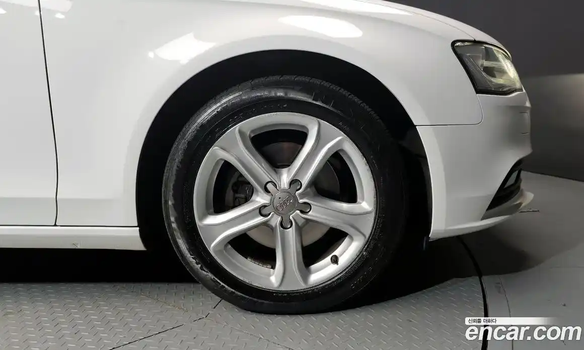 Audi A4 2015 2.0 гидро в Москве № 196369, фото 5